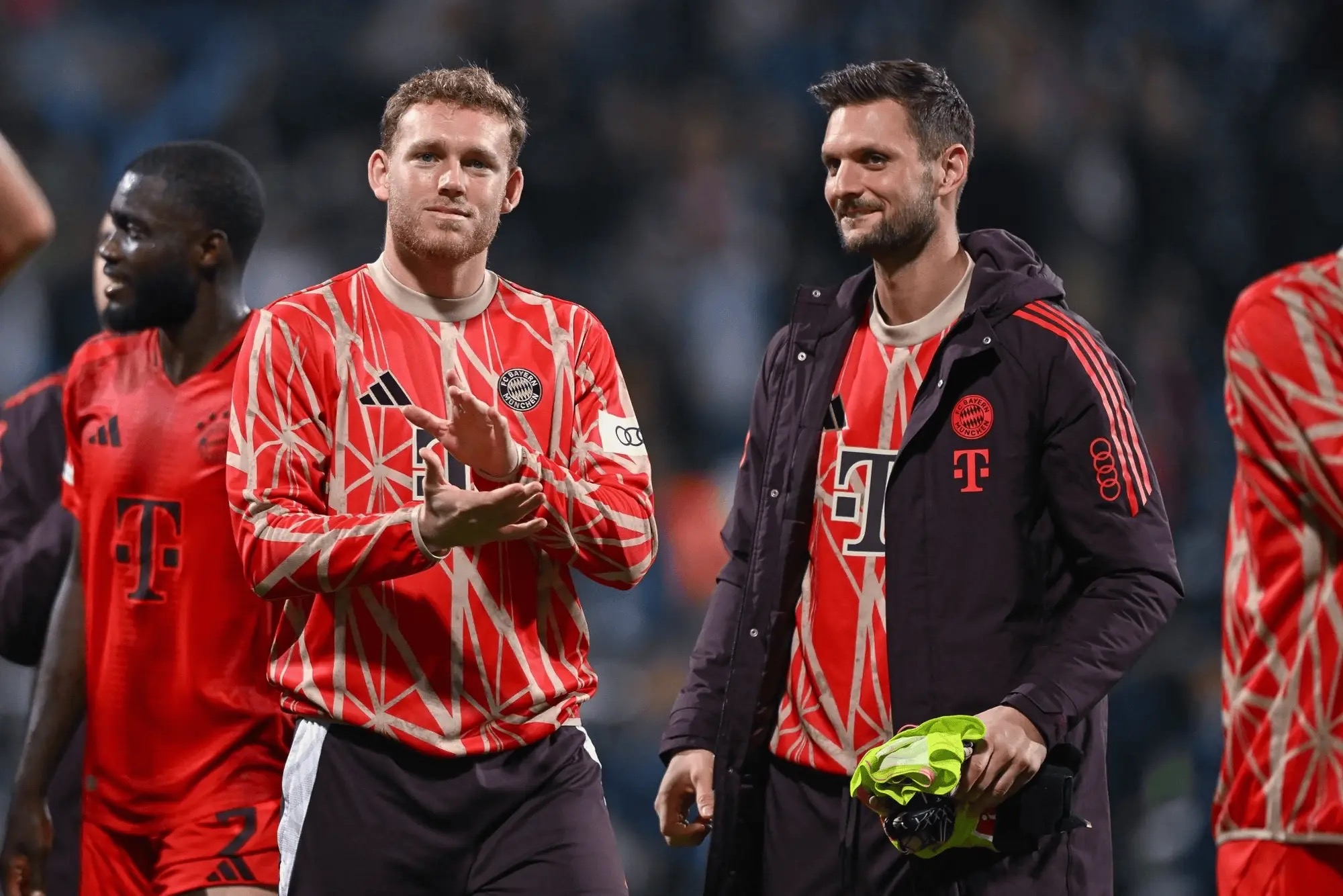 包含拜仁慕尼黑客场大胜，迎来一场胜利的词条