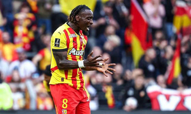 包含朗斯主场被尼斯逼平,保持主场不败纪录的词条 包含朗斯主场被尼斯逼平,保持主场不败纪录的词条