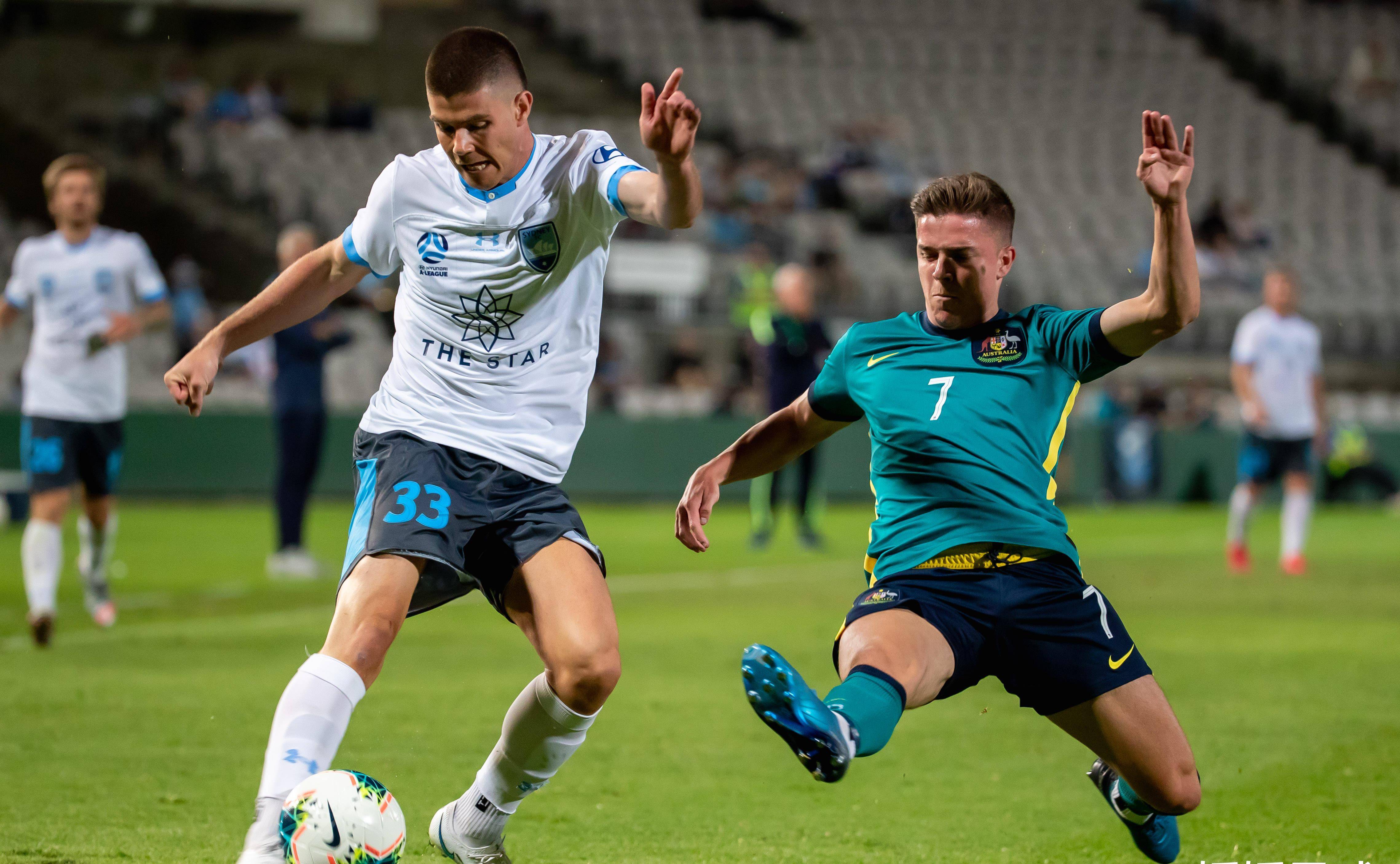 九游体育官方入口-包含悉尼FC击败对手，队伍士气高涨向淘汰赛迈进的词条