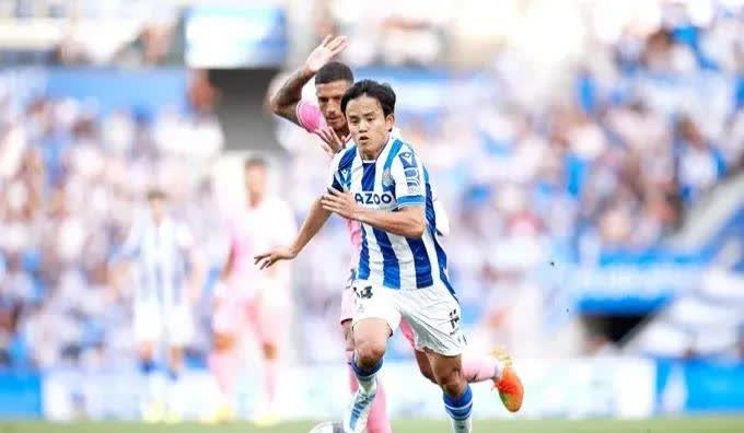 包含瓦伦西亚主场失利，球迷纷纷提出质疑的词条