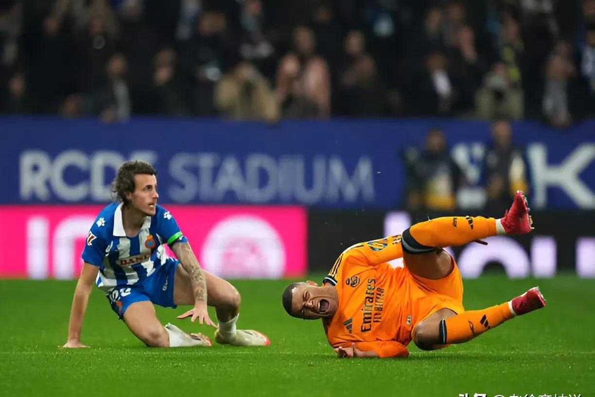 包含皇马头号射手轮休，球队攻击力明显削弱的词条