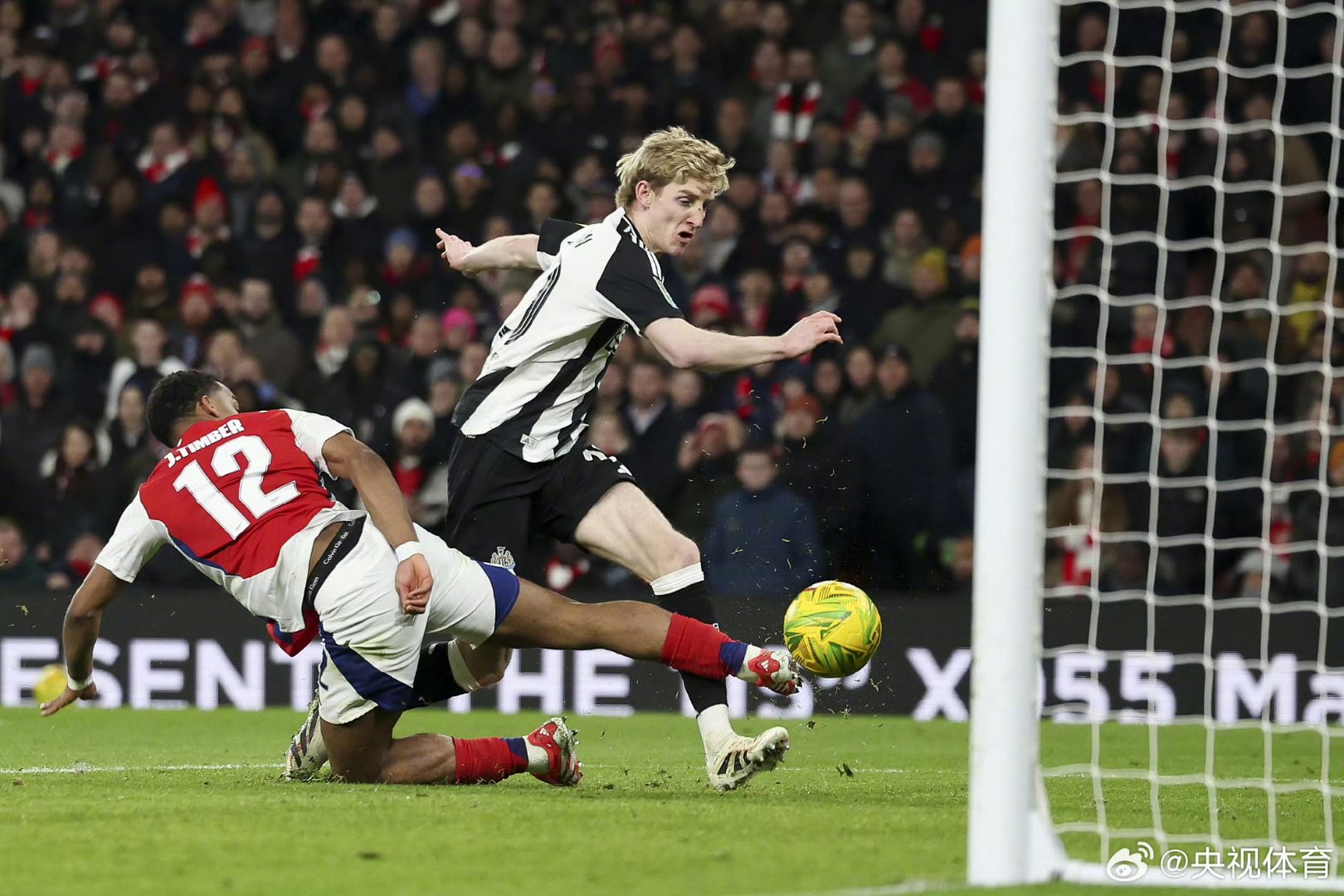 阿森纳客场不敌对手,遭遇背水一战的简单介绍 阿森纳客场不敌对手,遭遇背水一战的简单介绍