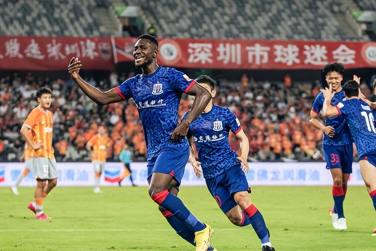 九游体育官方入口-关键时刻的足球比赛中球队力挽狂澜