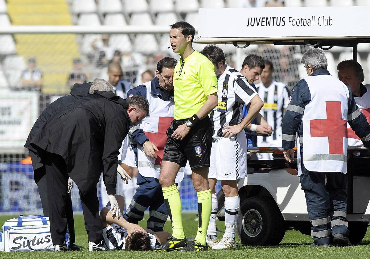 尤文图斯逼平多特蒙德：C罗传射伊瓜因破门