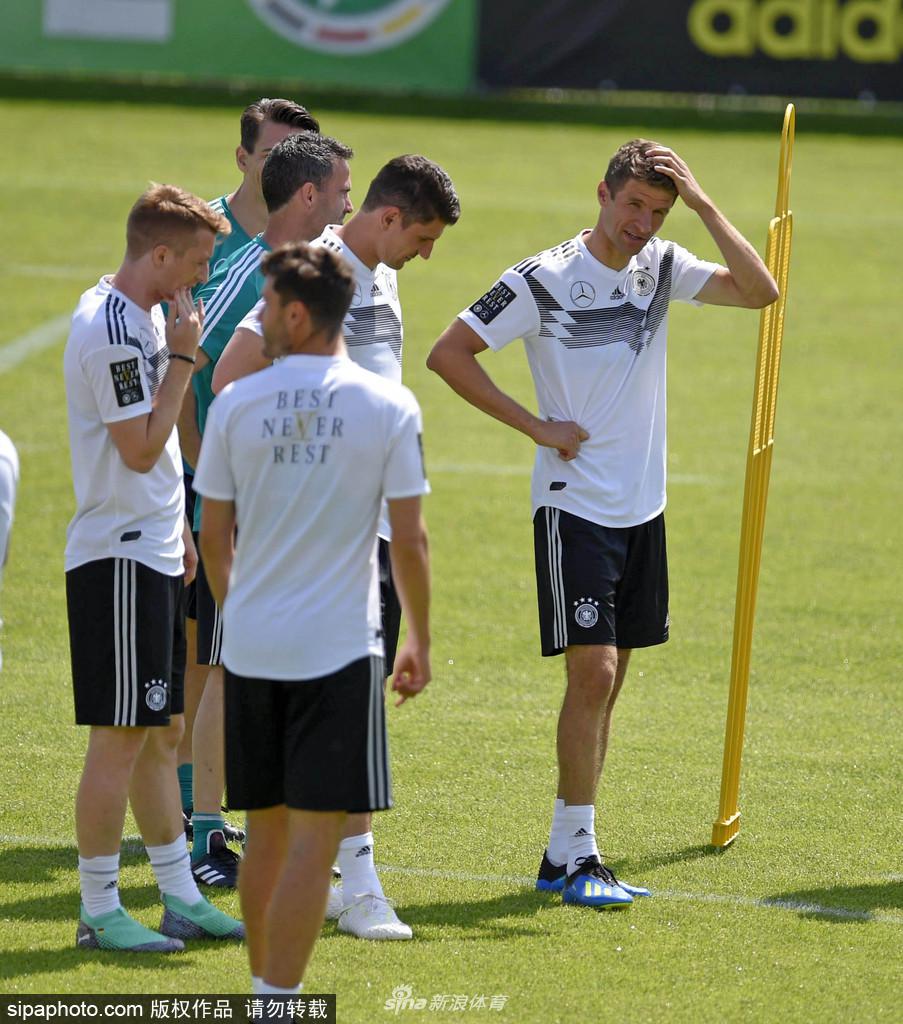 九游娱乐网站-德国队积极备战，教练组调整战术布局的简单介绍