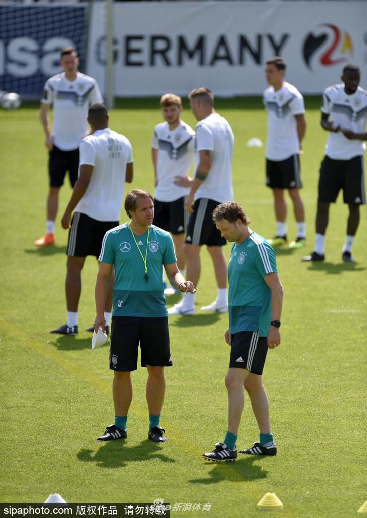德国队积极备战，教练组调整战术布局的简单介绍
