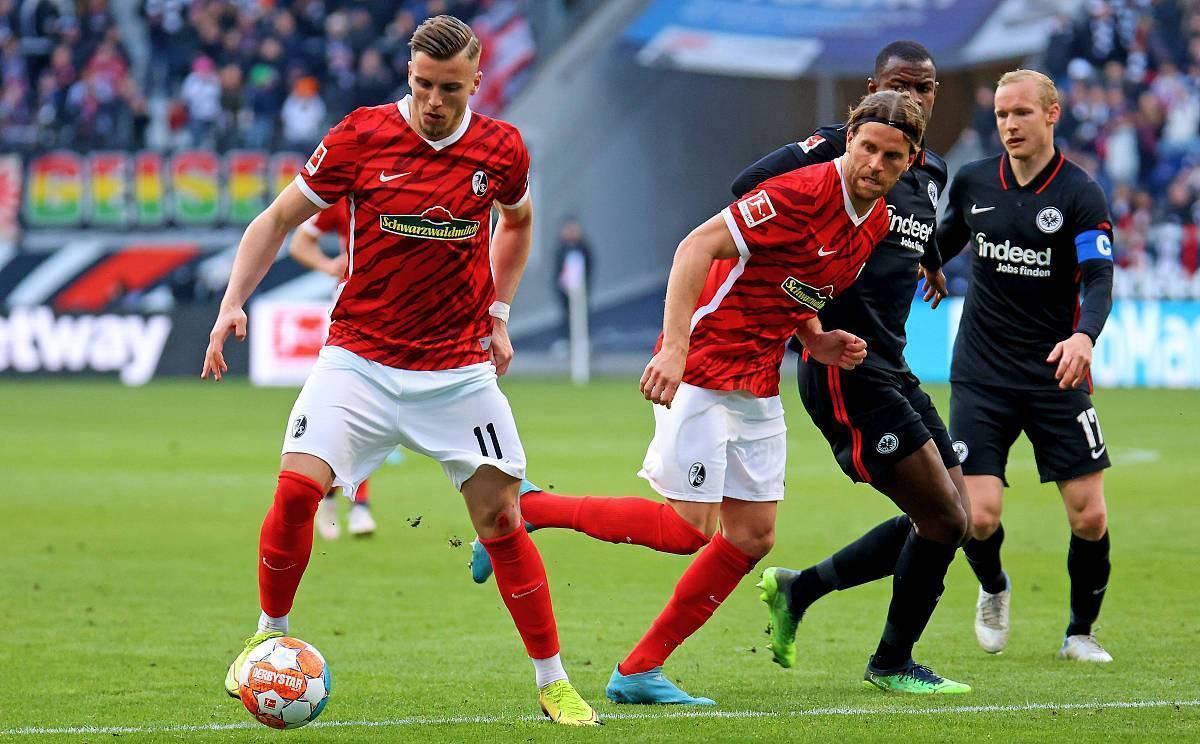 关于摩纳哥主场力克斯特拉斯堡，继续领跑的信息