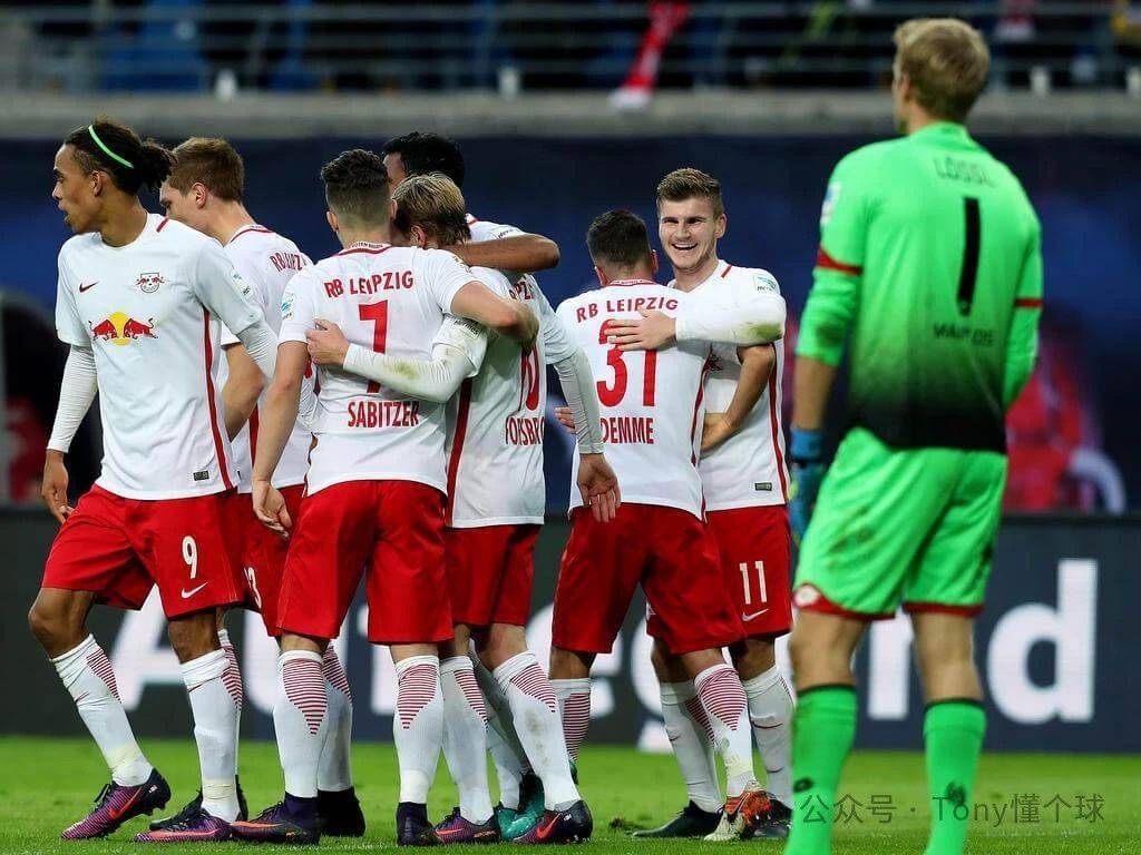 九游体育APP下载-云达不莱梅客场取胜，保级形势略有好转