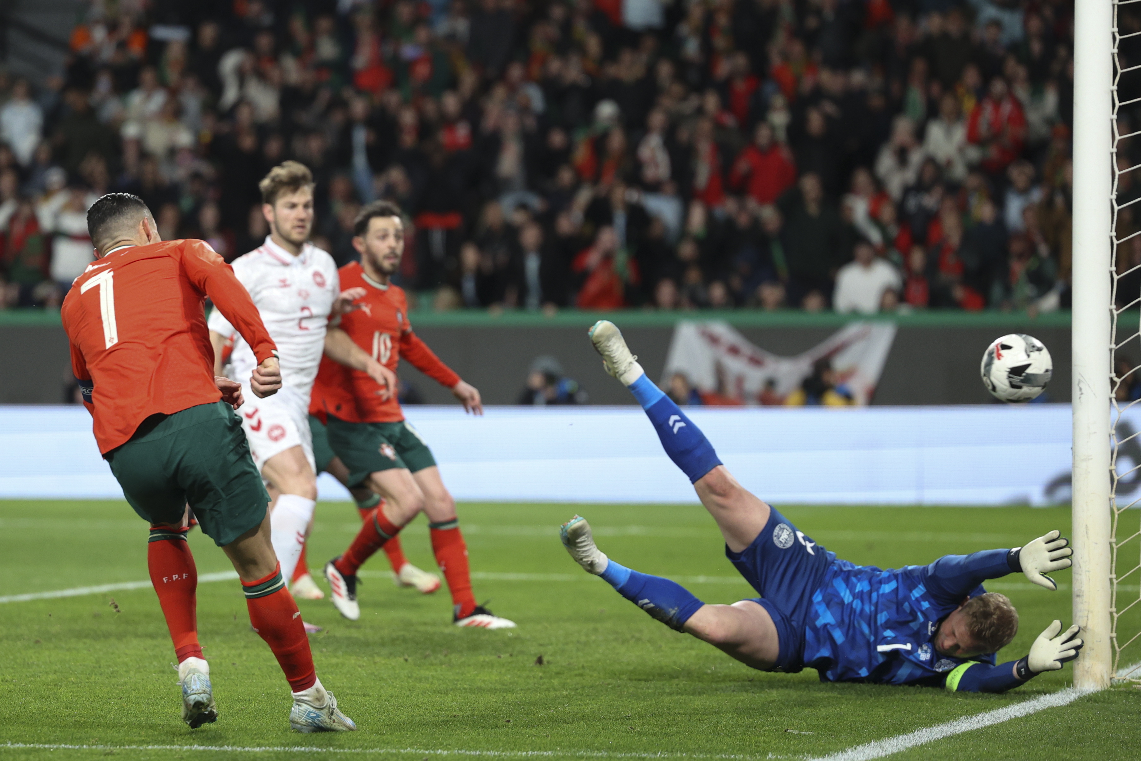 葡萄牙射手破门再立一功助球队获胜