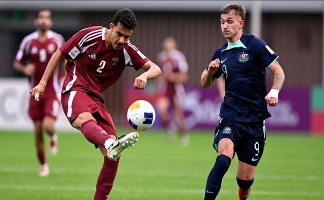 菲律宾球员积极拼抢,贡献出色表现 菲律宾球员积极拼抢,贡献出色表现