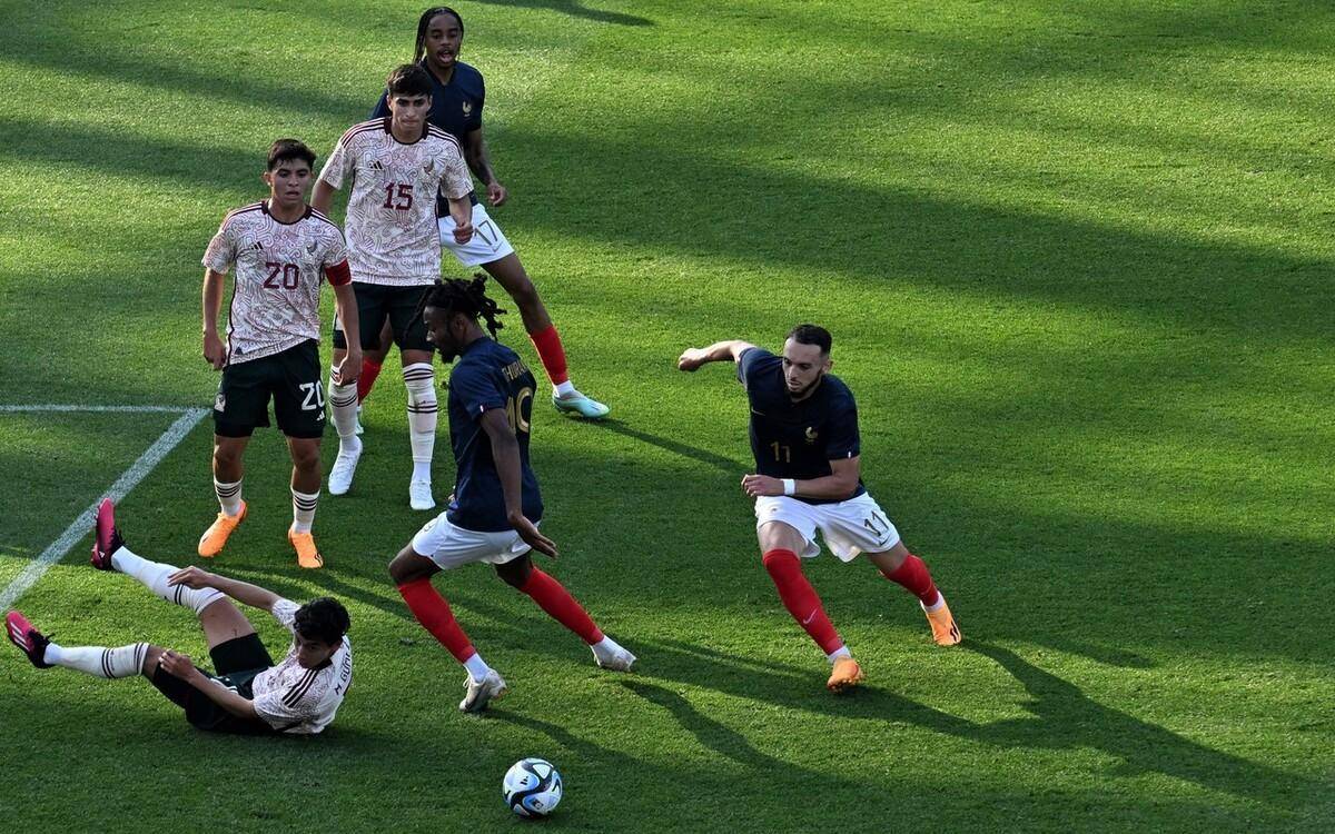 意大利足球联赛球员集体锻炼