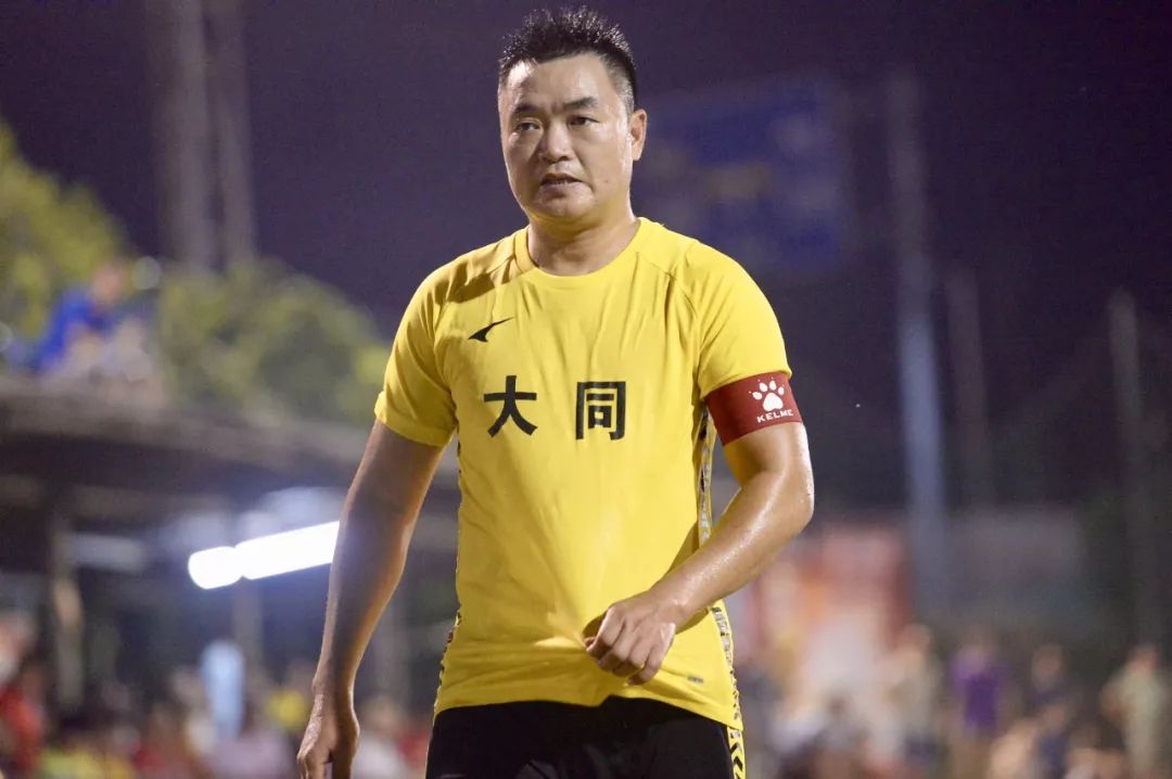 九游体育-葡萄牙游泳选手突破个人极限，创造佳绩