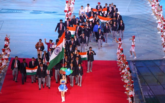 印度代表团在赛艇比赛中独具特色 印度代表团在赛艇比赛中独具特色