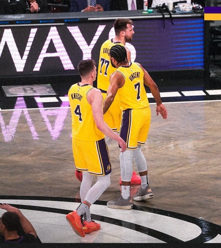 九游娱乐入口-湖人主场不敌雄鹿遭遇两连败