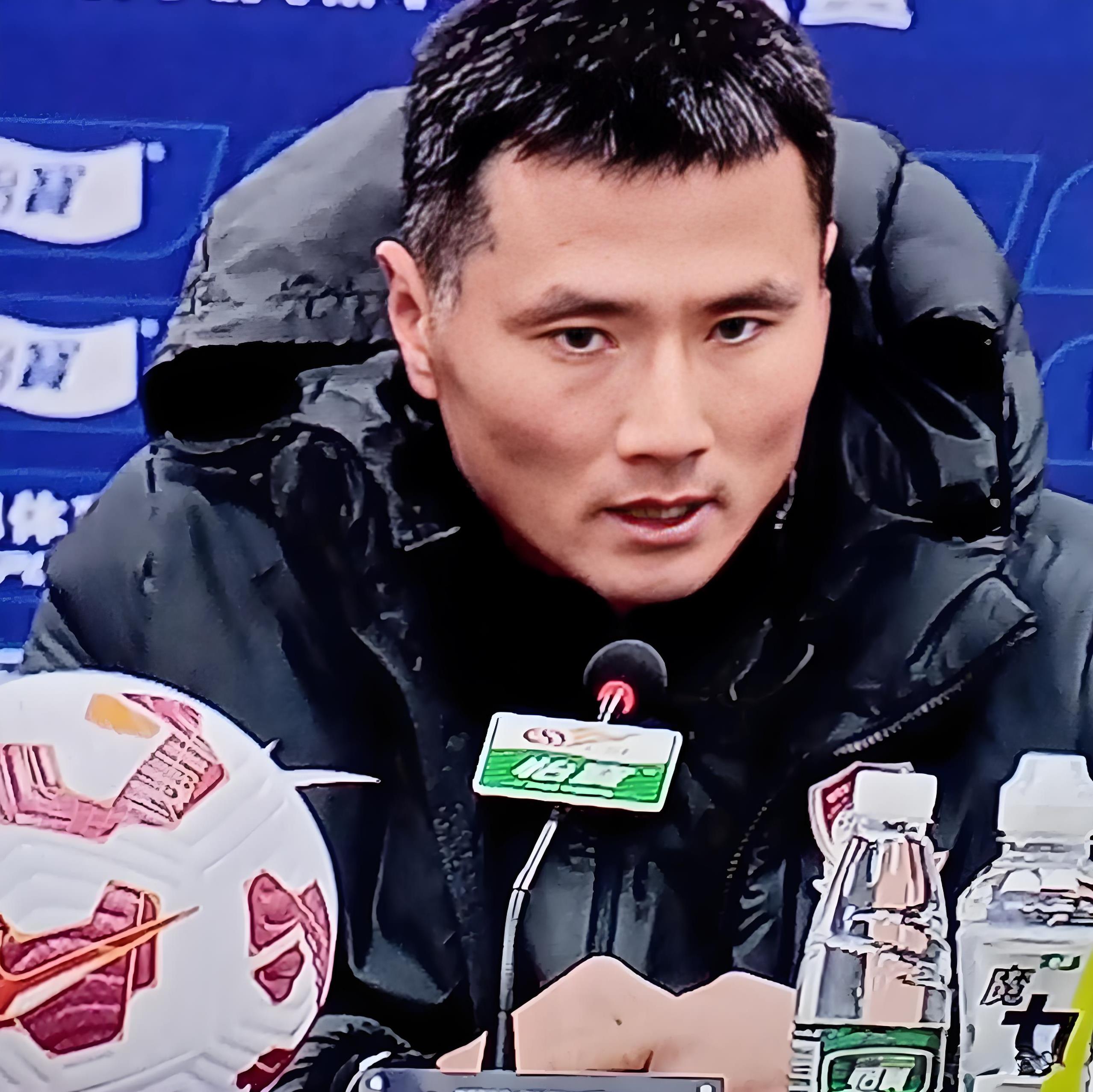 紧张比赛落幕，球队成功捍卫主场荣誉