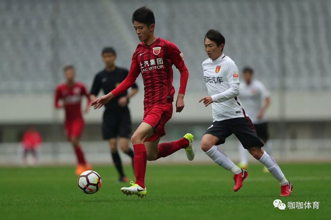 华夏幸福客场战平河北华夏幸福，稳固积分榜前列