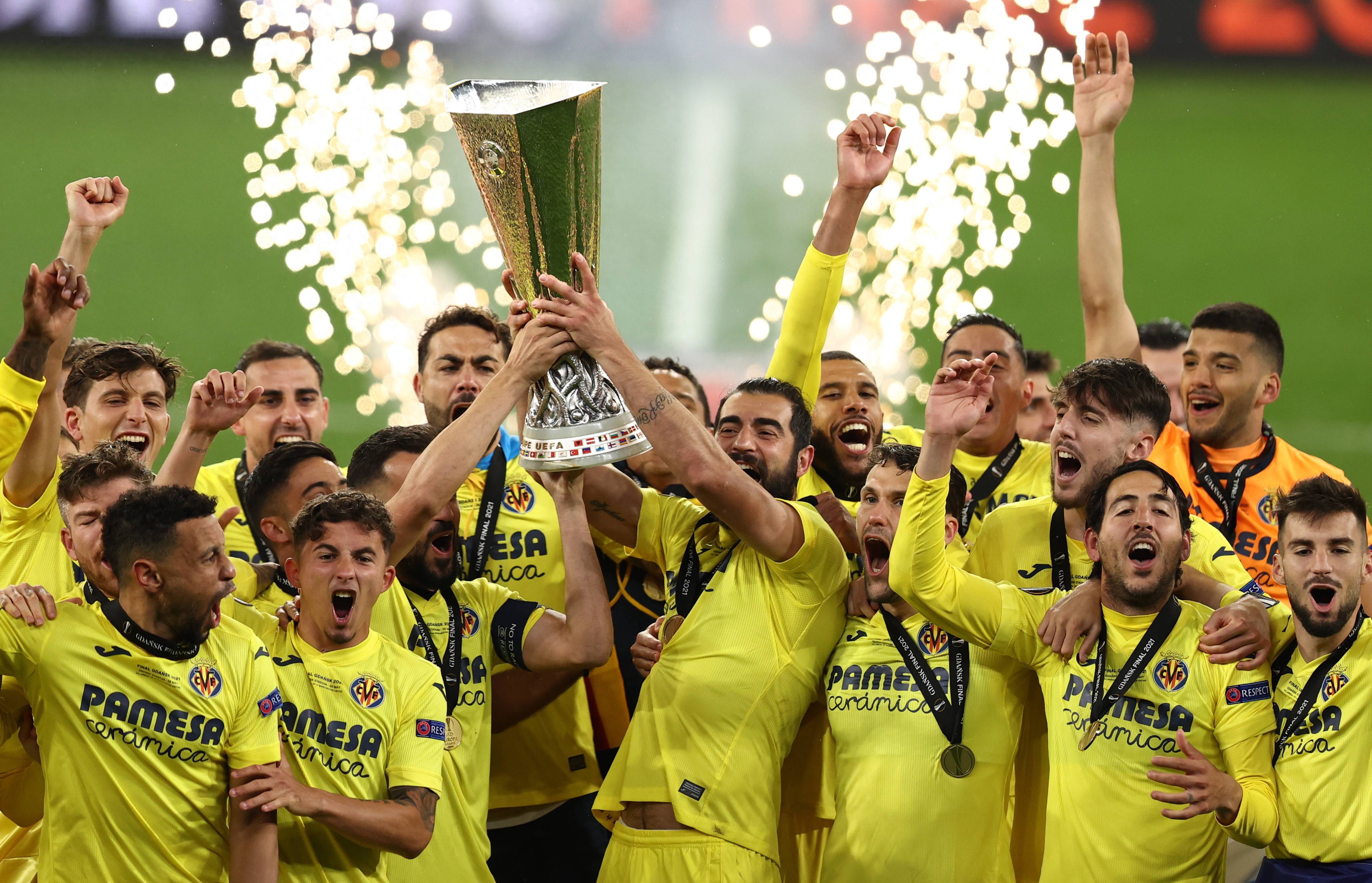 比利时球迷热情支持，球队备战下一场的简单介绍