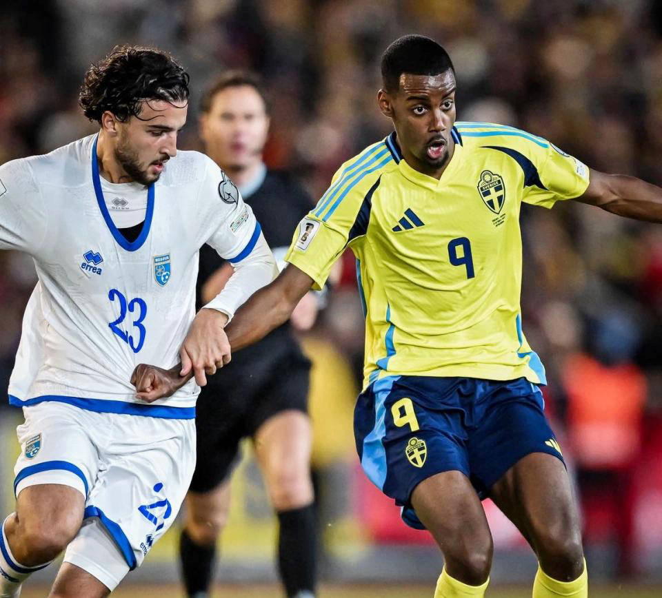 九游娱乐首页-欧国联赛场动荡：波兰挑战瑞典，双方实力对等