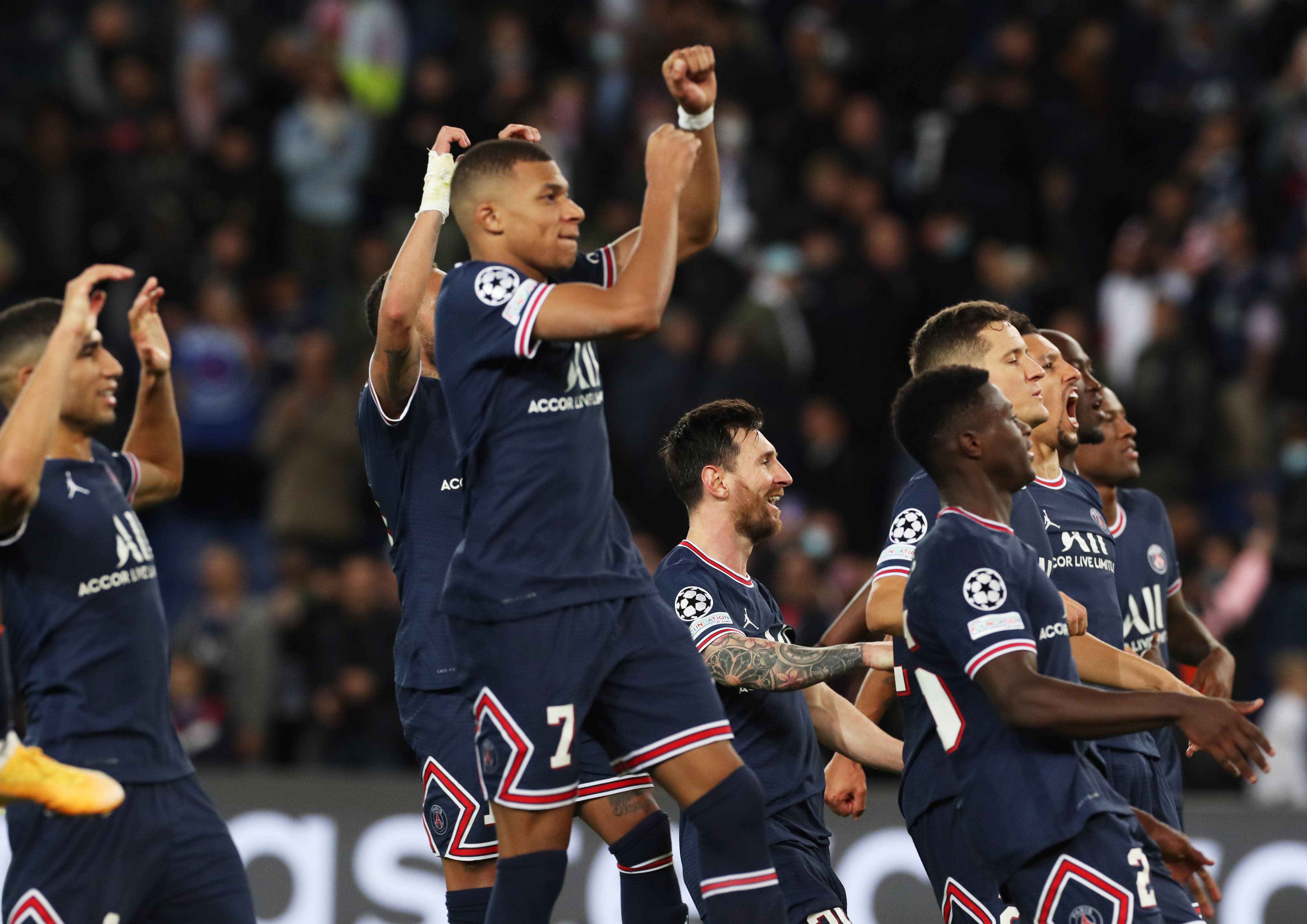 九游娱乐网页-巴黎圣日耳曼连续胜利，领跑积分榜