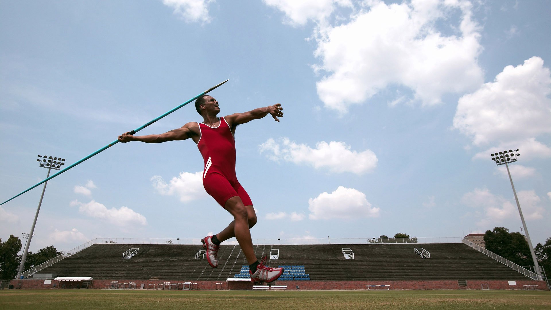 梦剧场的非洲雄狮，格列兹曼扛起曼联加时鏖战喀麦隆